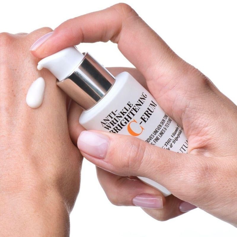 ANTI-WRINKLE BRIGHTENING C-ERUM11