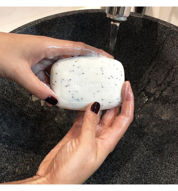 SAVON EXFOLIANT00