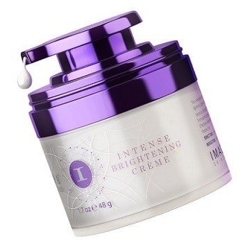 Iluma Intense Brightening Crème10